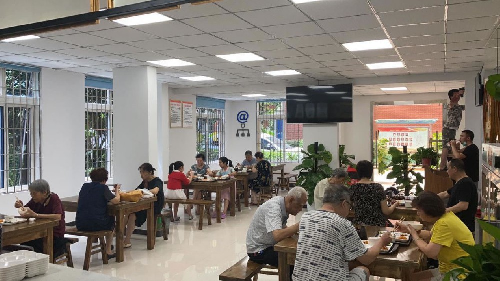 东方家园养老服务站对60岁以上老人助餐